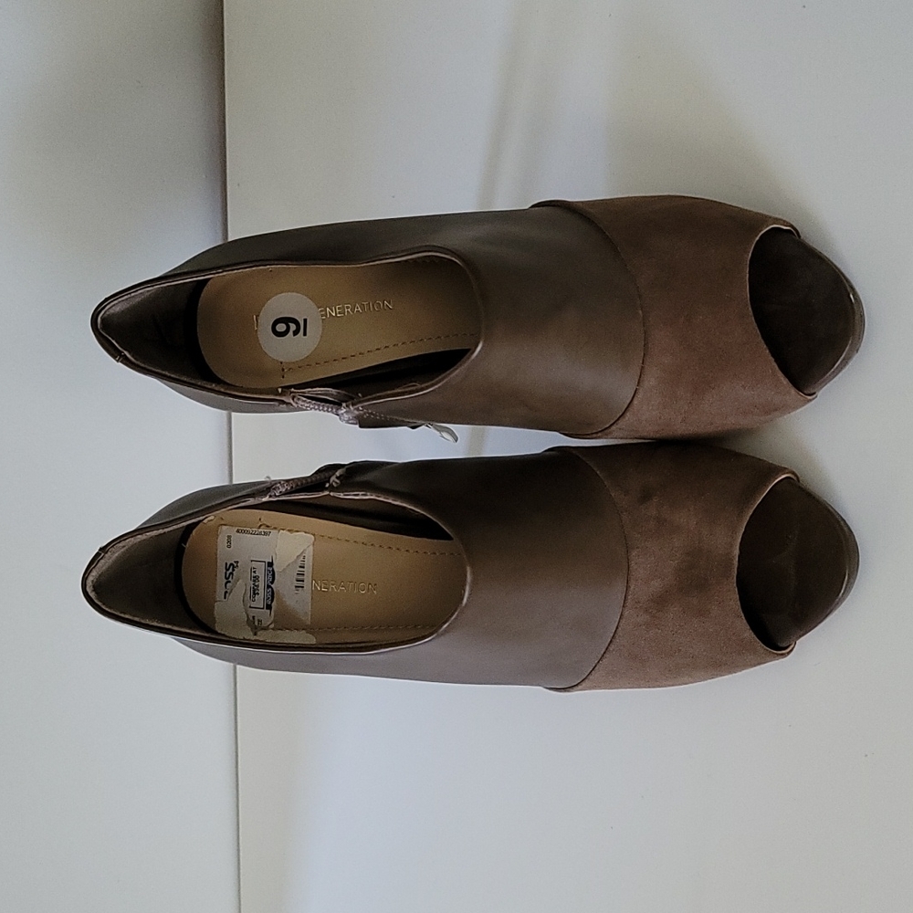 Bcbgeneration Philipsie Open Toe Heels - Size 8.5 - image 2